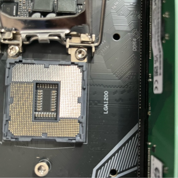 Lga 1200 motherboard micro atx - Picture 5 of 5